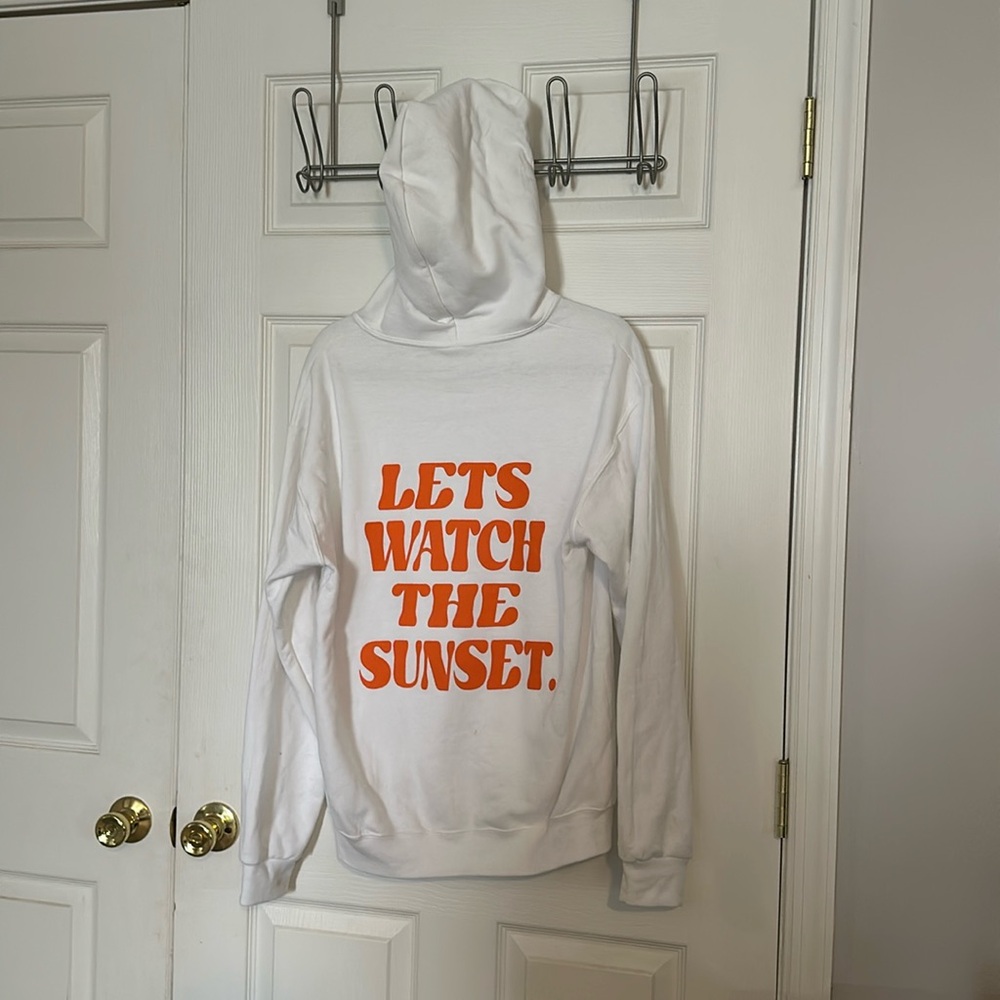 Blue Jade Finds Graphic white hooded sweatshirt